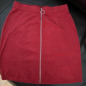 Guess- front zipper skirt